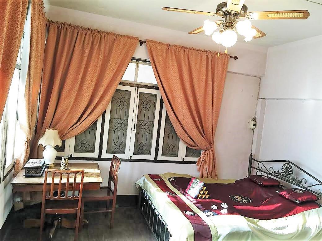 28 Rachabutr Hostel Убонратчатхани Номер фото